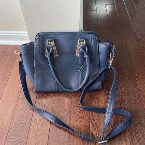 Buckle navy blue purse